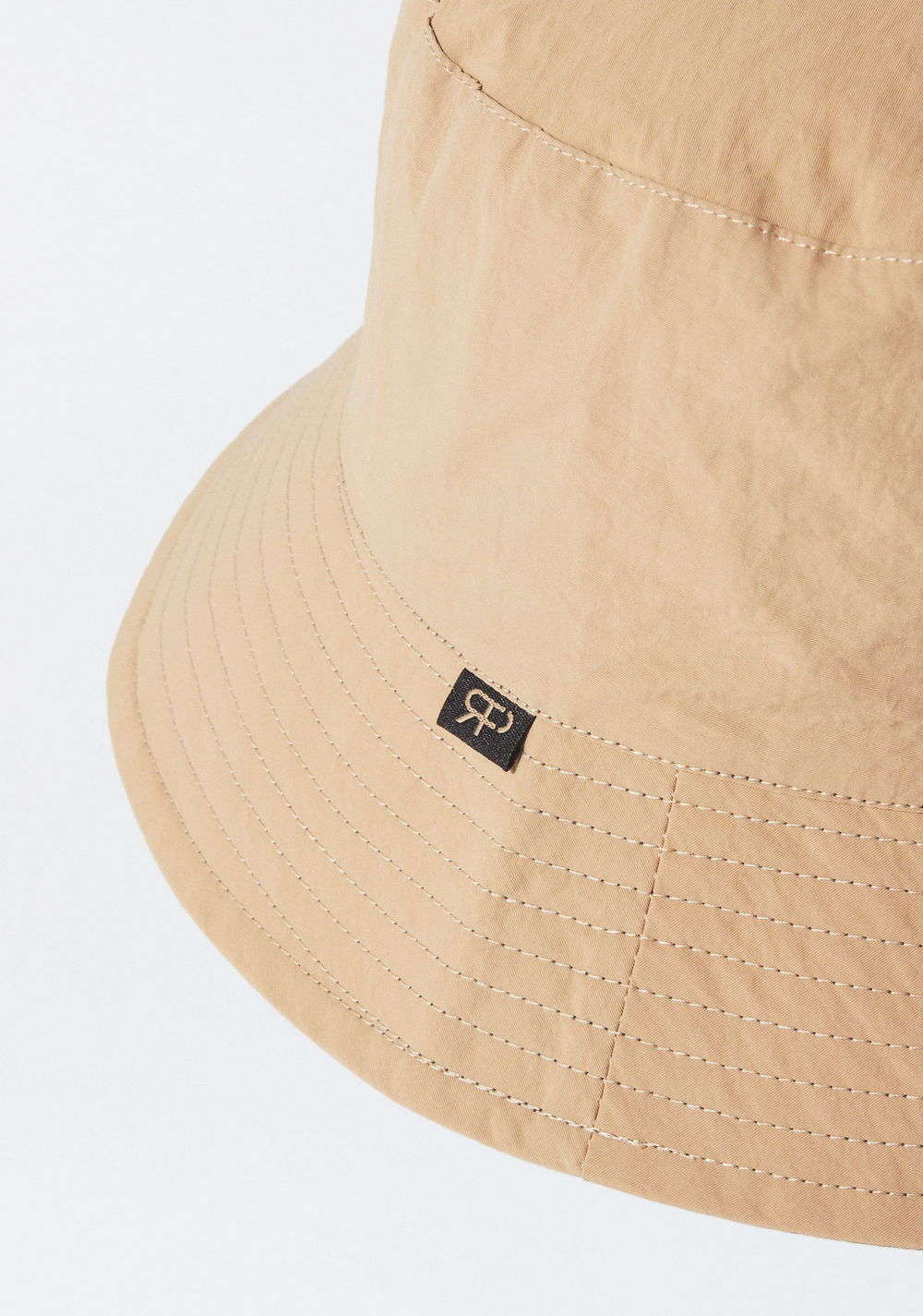 Gorro Bucket Impermeable Reversible Parfois 3