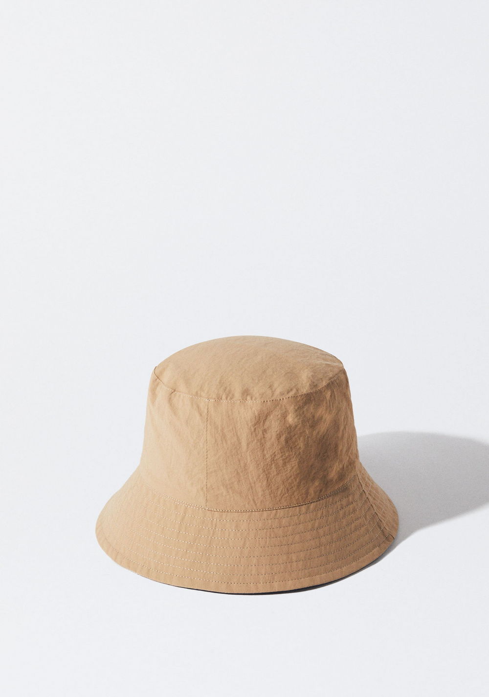 Gorro Bucket Impermeable Reversible Parfois 4