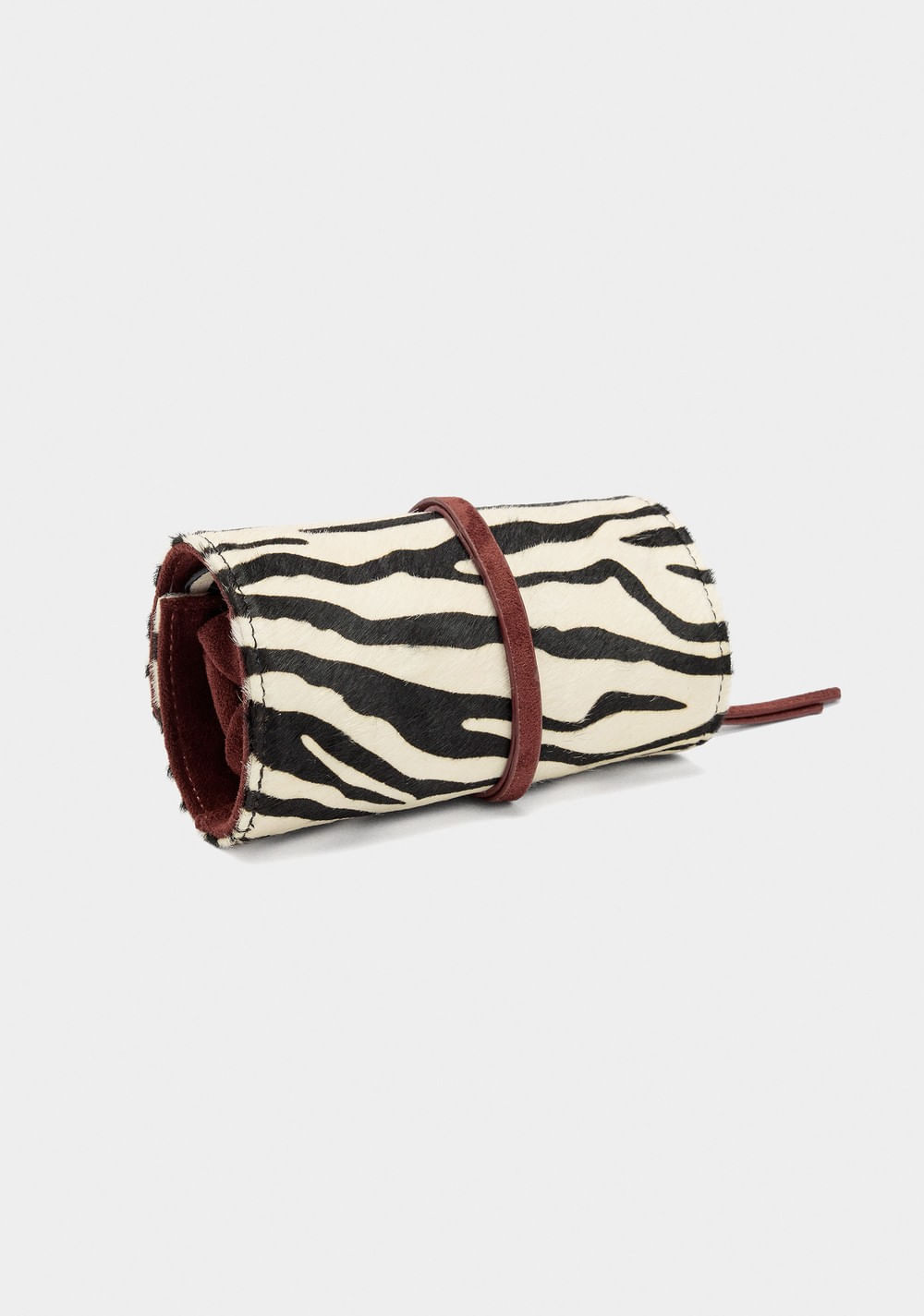 Joyero de Rollo en Piel Parfois 3