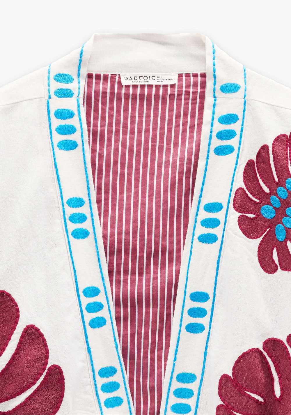 Kimono con Bordados Parfois 7
