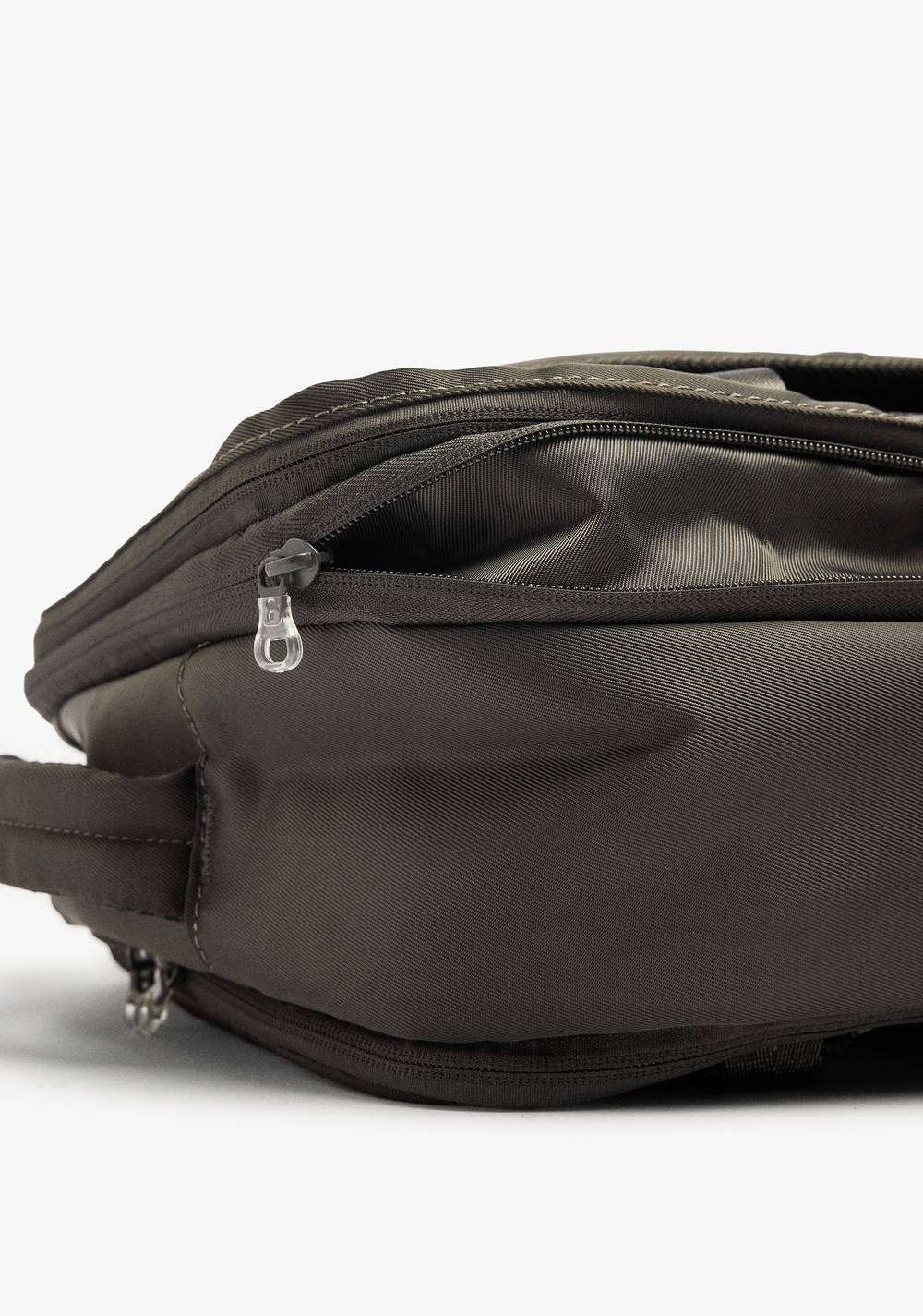 Morral de Cabina Nylon Extensible con Porta-botella Parfois 6