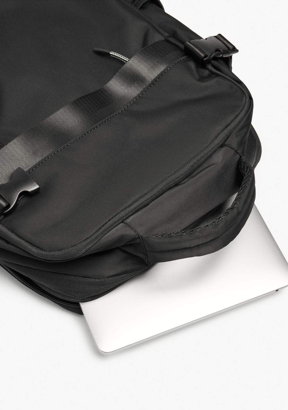 Morral de Cabina Nylon Extensible con Porta-botella Parfois 4