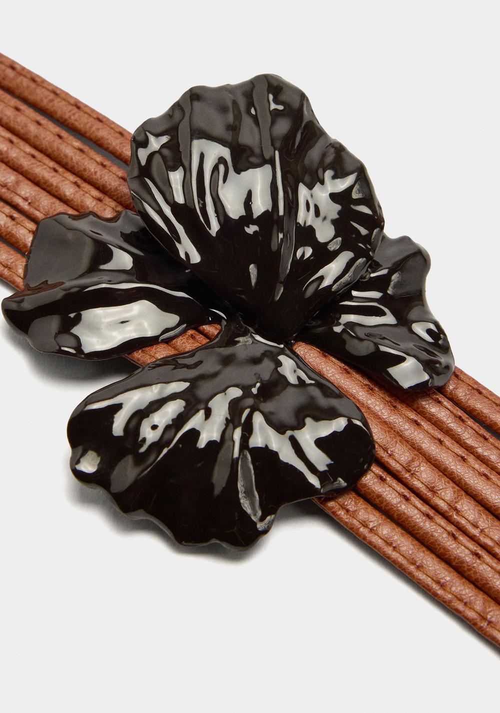 Multipulsera Flor con Esmalte Parfois 2