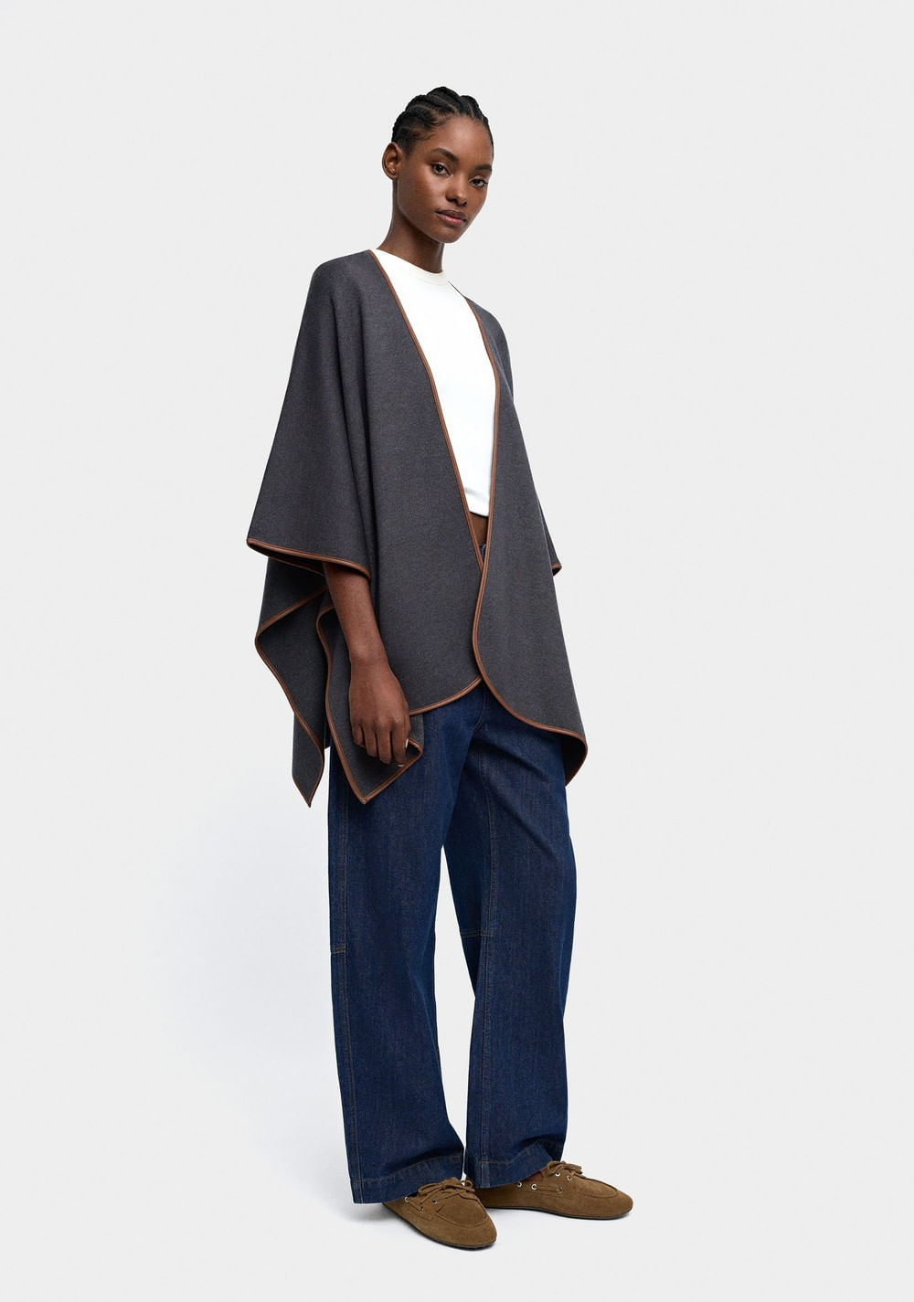 Poncho T Display 1 Setembro Parfois 5