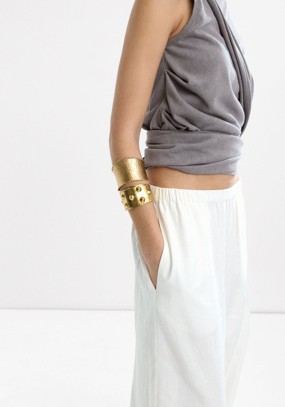 Pulsera Rígida Abierta con Relieve Parfois 2