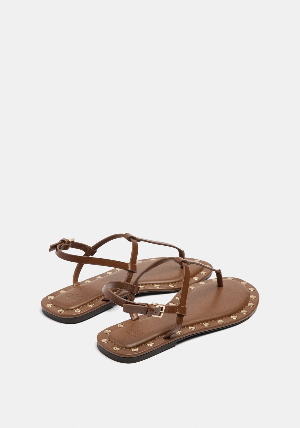 Sandalias Planas de Piel Borde con Tachuelas Parfois 2