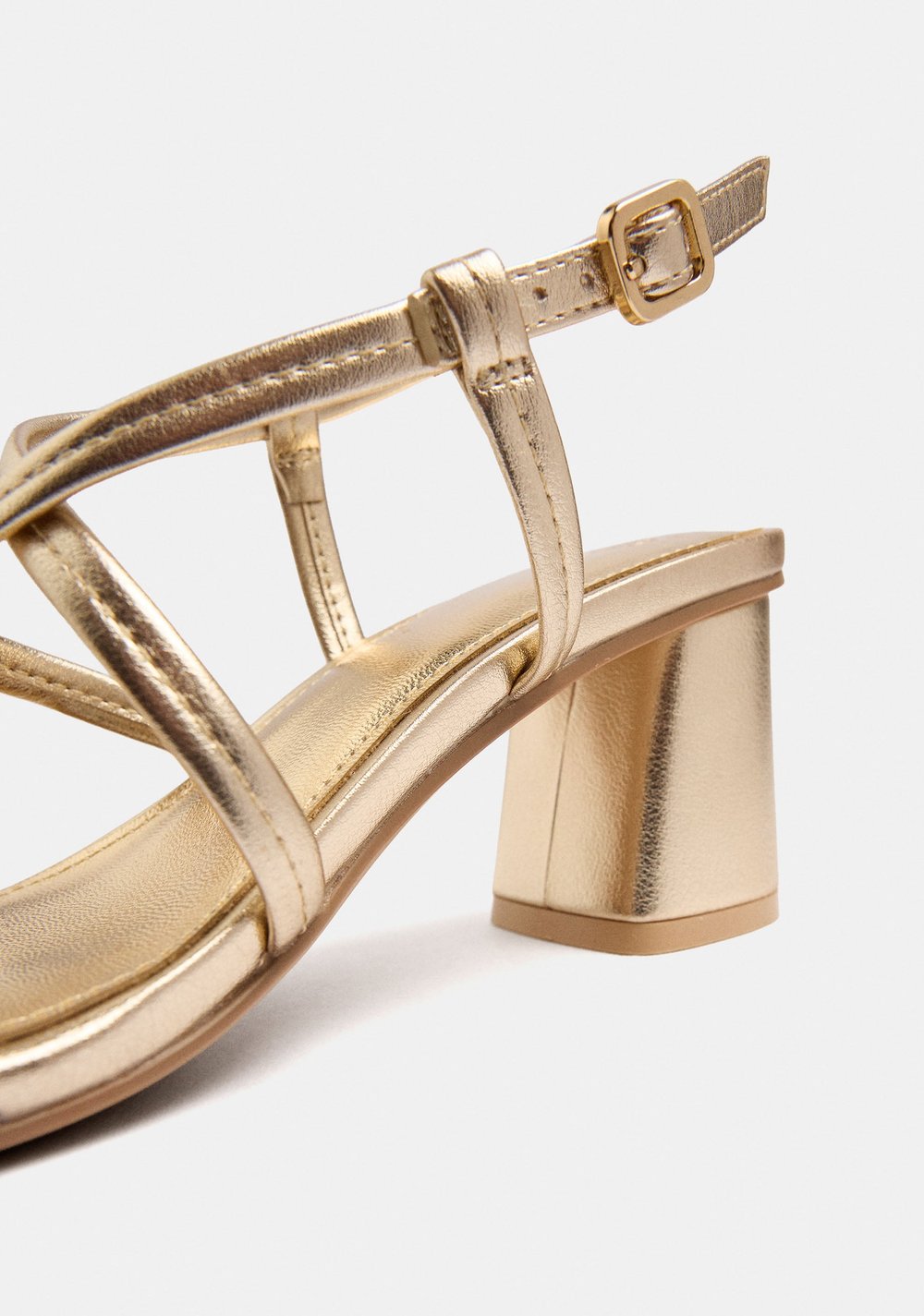 Sandalias de Tacón Ancho Tiras Cruzadas Parfois 6