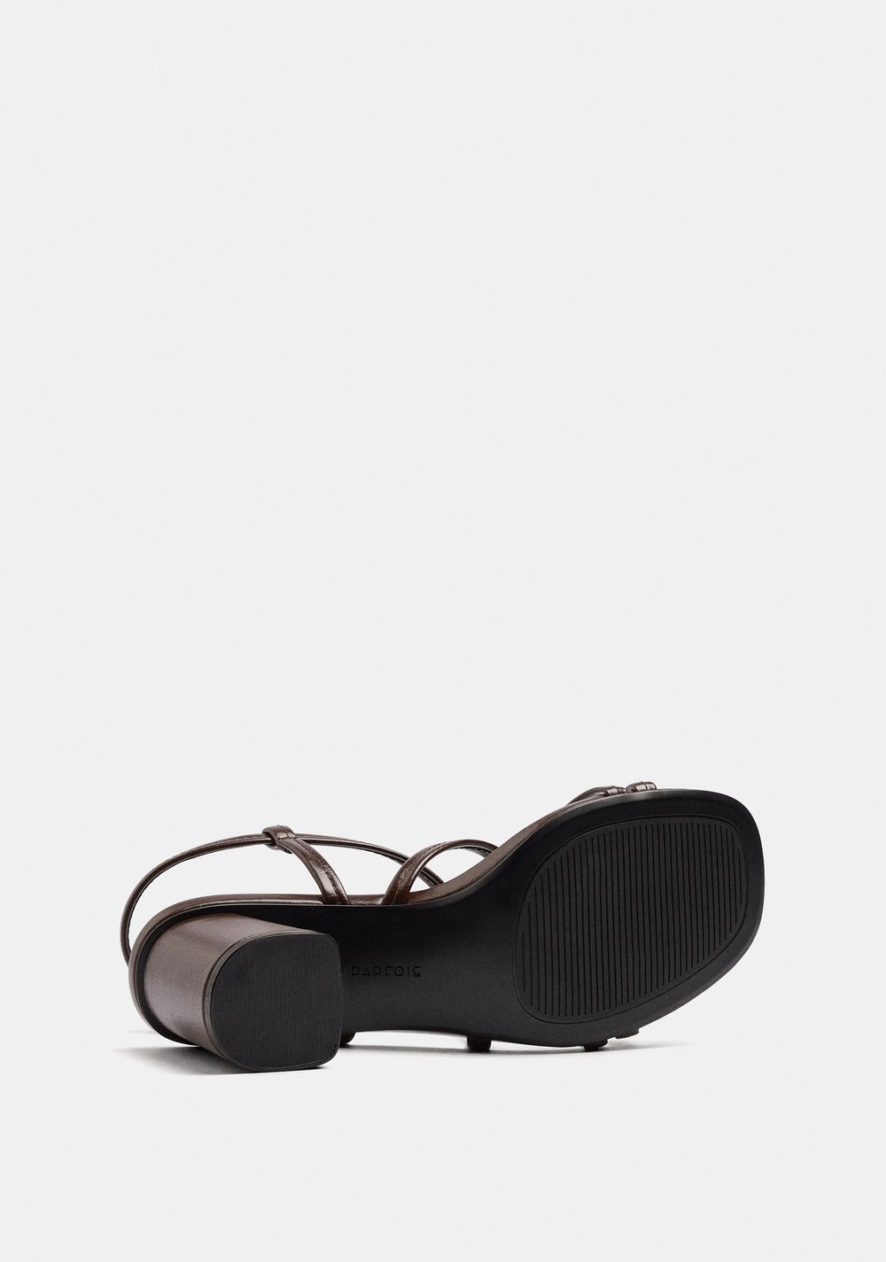 Sandalias de Tacón Ancho Tiras Cruzadas Parfois 6
