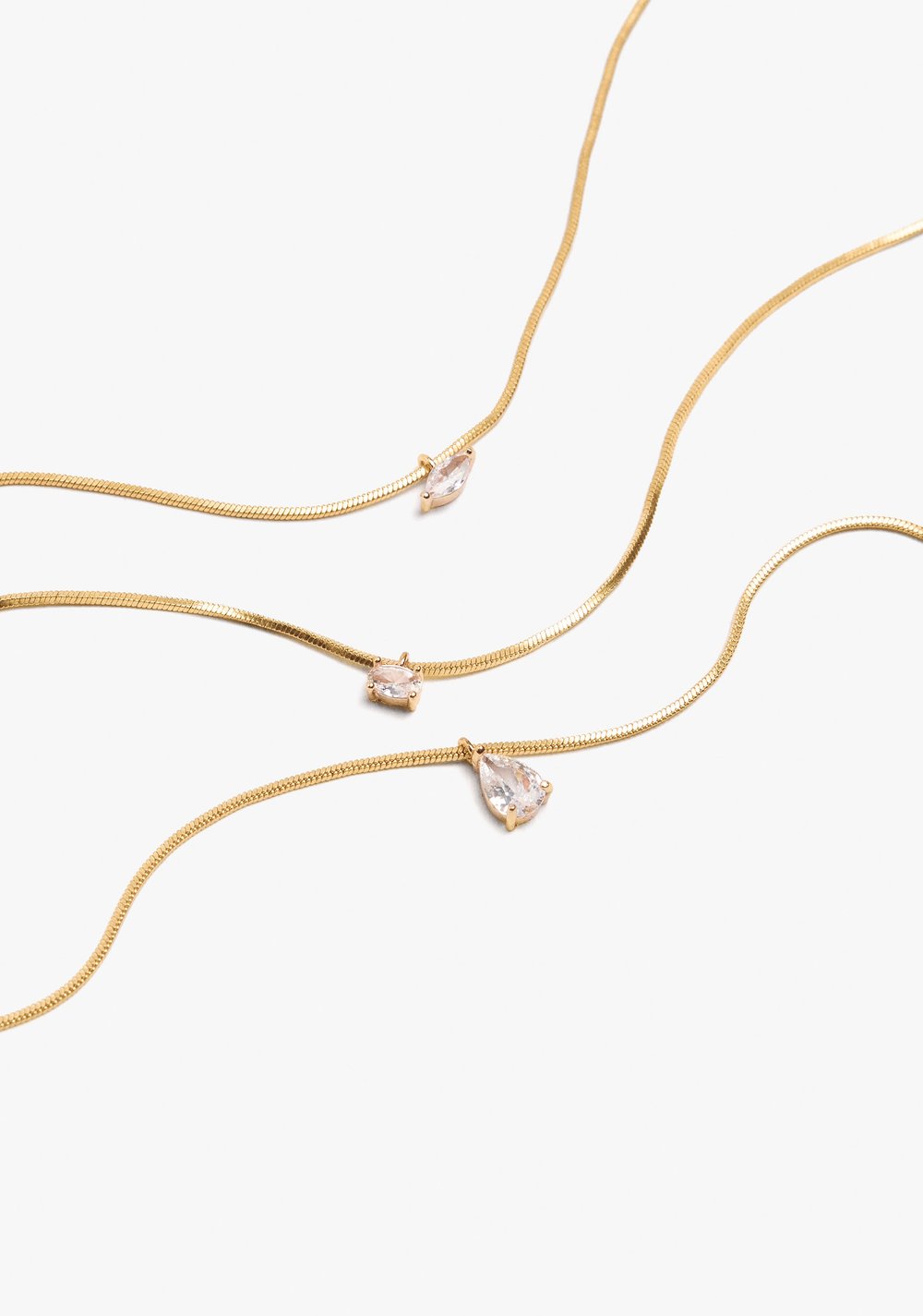 Set de Tres Collares con Zarcillos de Circonitas Parfois 2