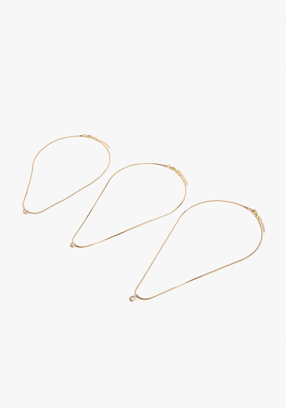 Set de Tres Collares con Zarcillos de Circonitas Parfois 3