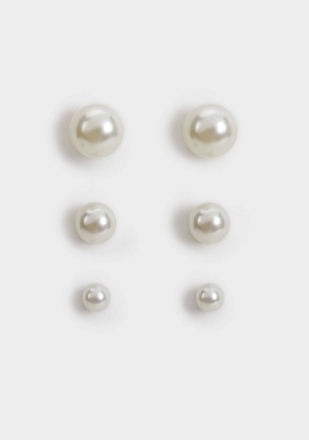 Set de Zarcillos Cortos Perlas Parfois