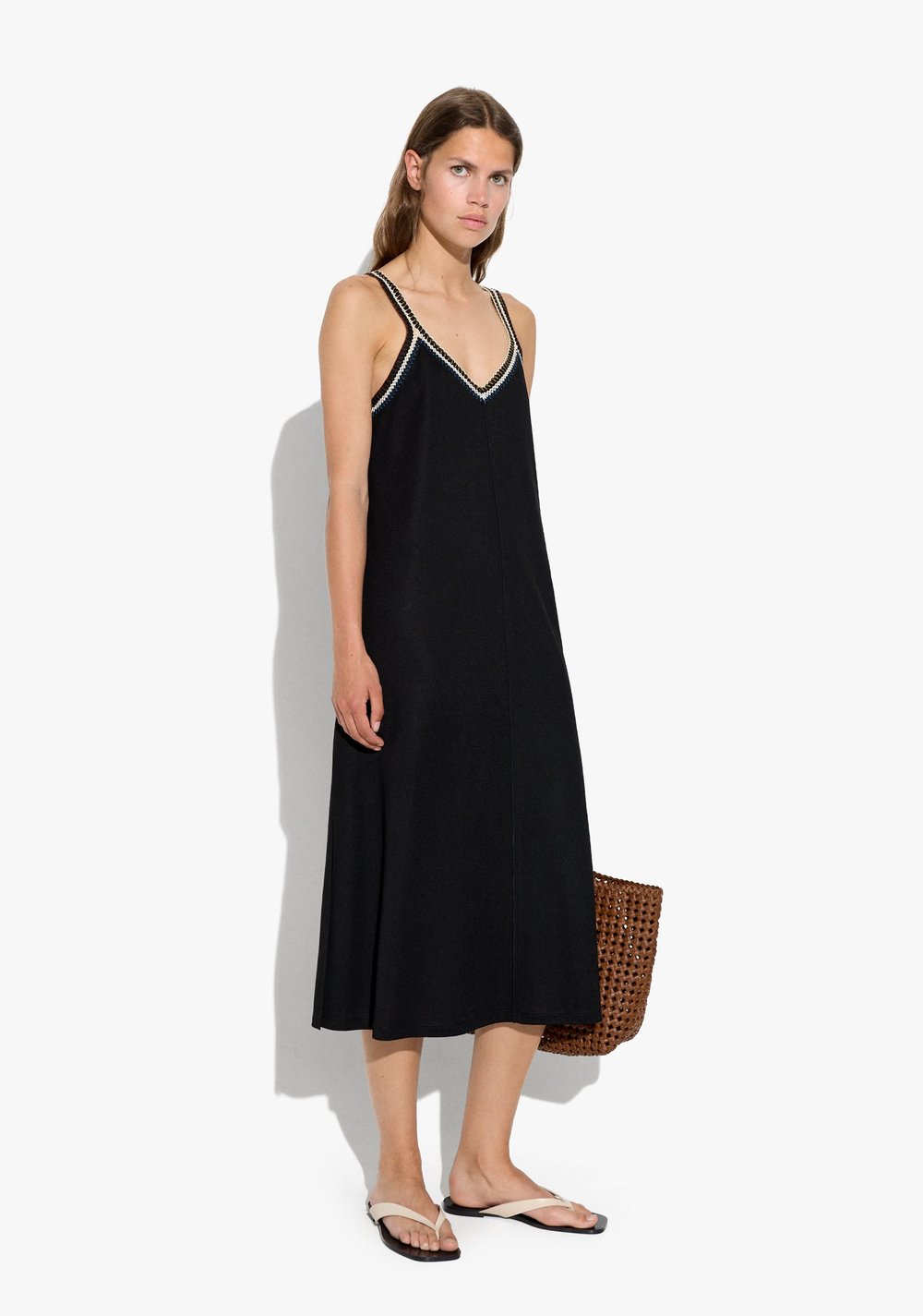 Vestido Midi Liso con Tirantes Parfois