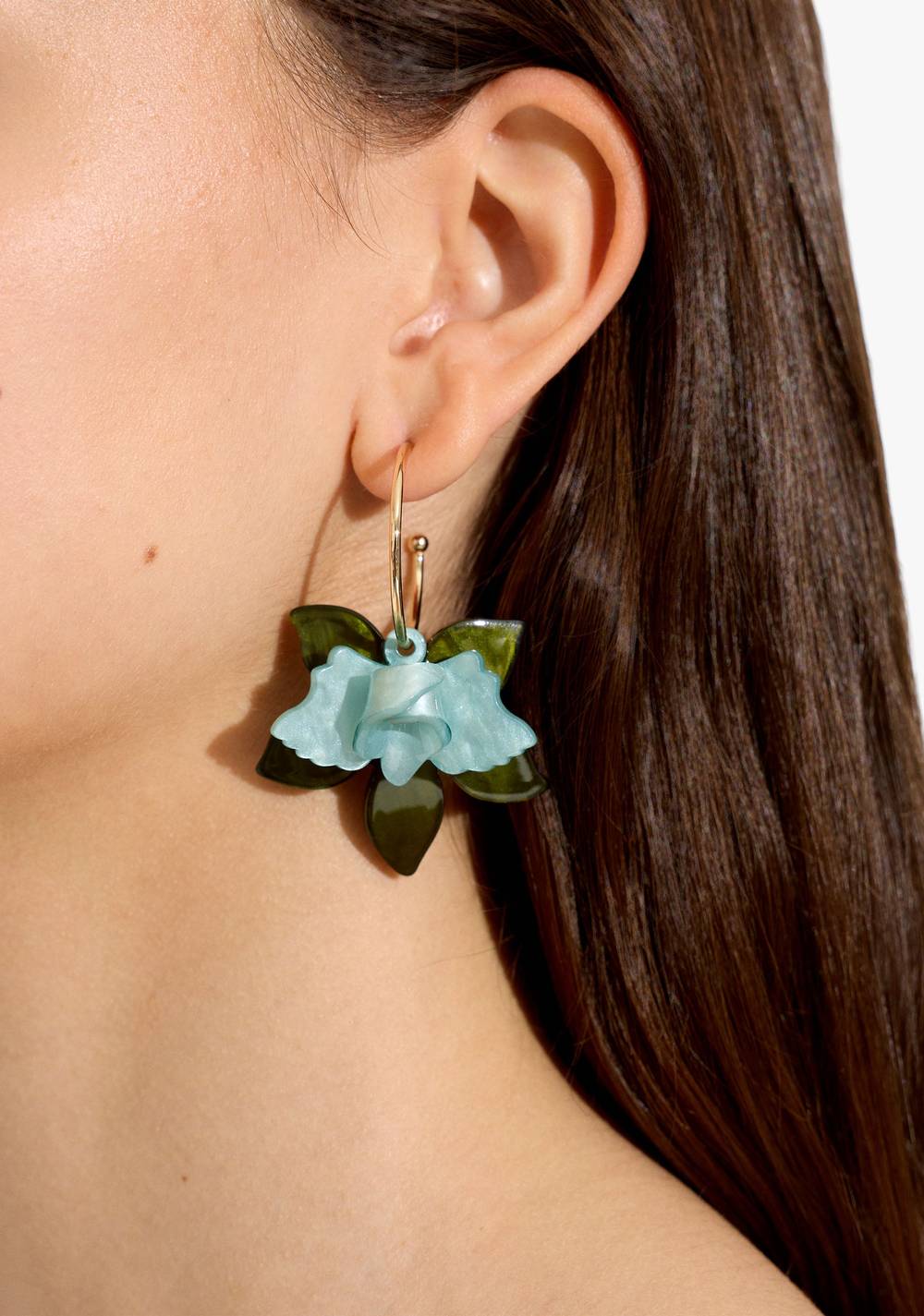 Zarcillos de Aro Abiertos con Maxi Flor Parfois 2