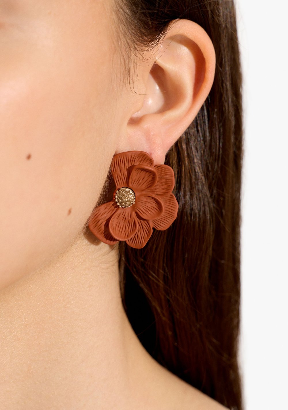 Zarcillos Maxi con Media Flor Parfois 2