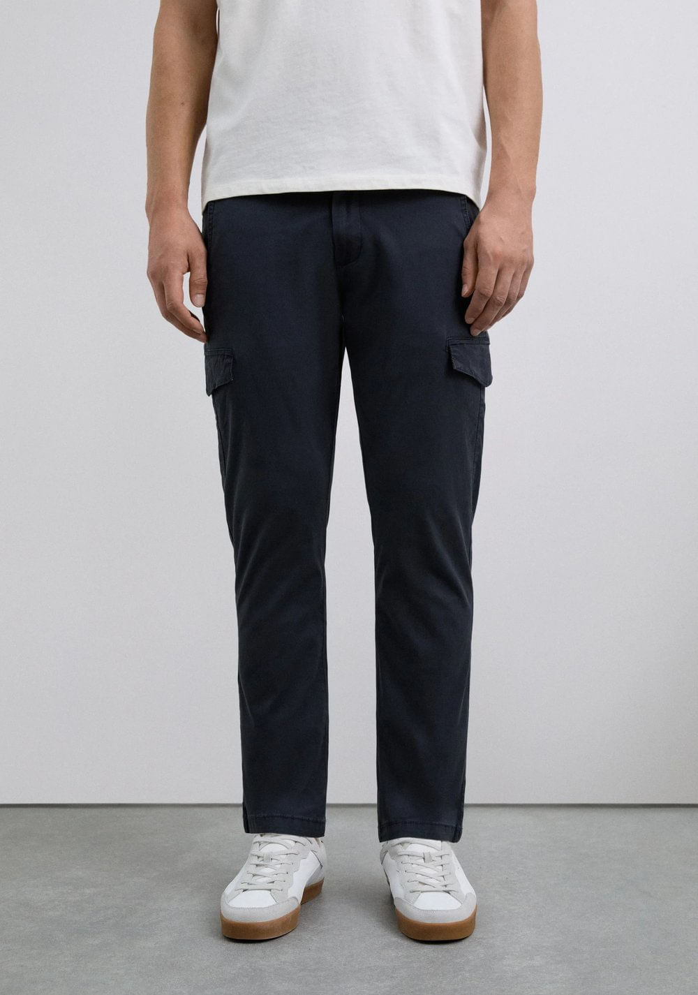 Pantalón Cargo Slim Fit Scalpers
