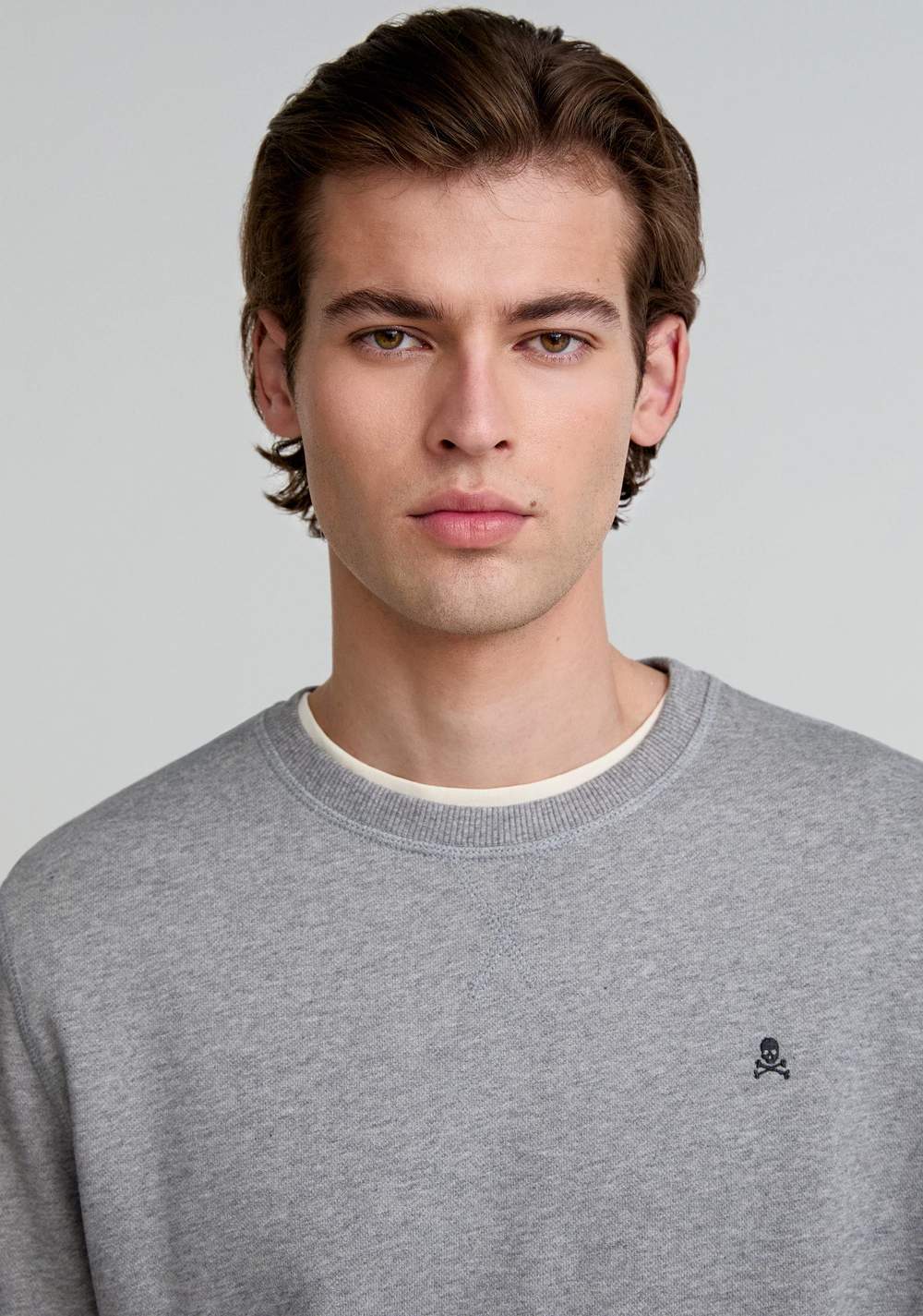 Sudadera Clásica Bordada Contraste Scalpers 3