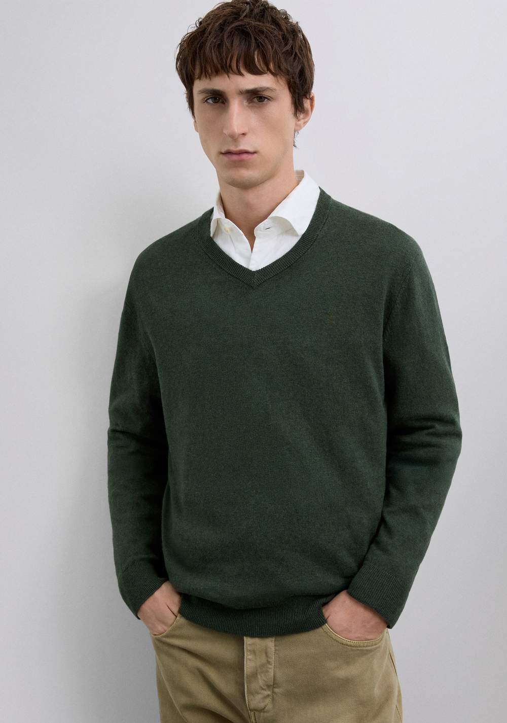 Suéter Cuello Pico con Cashmere Scalpers