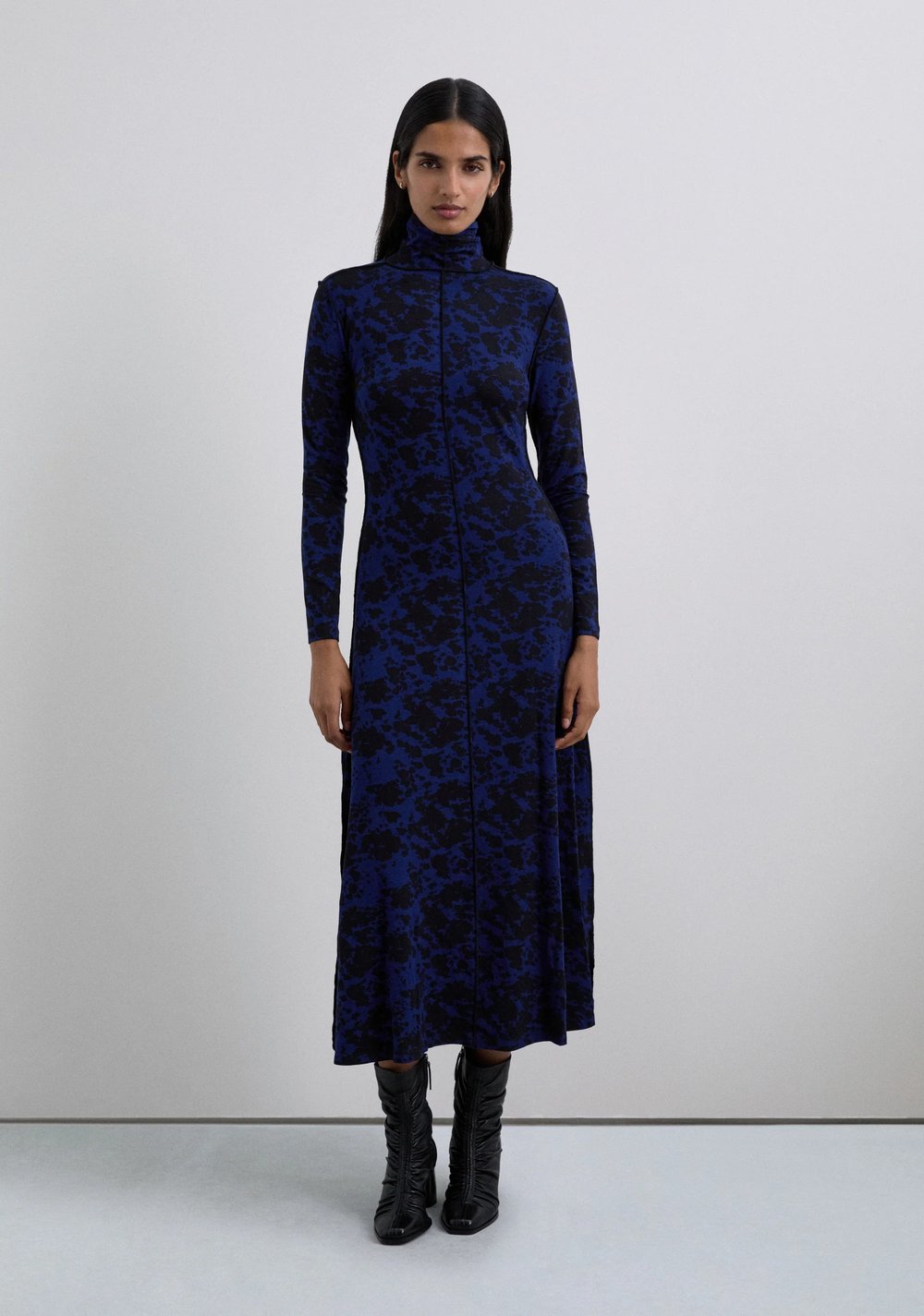 Vestido Midi Estampado Scalpers