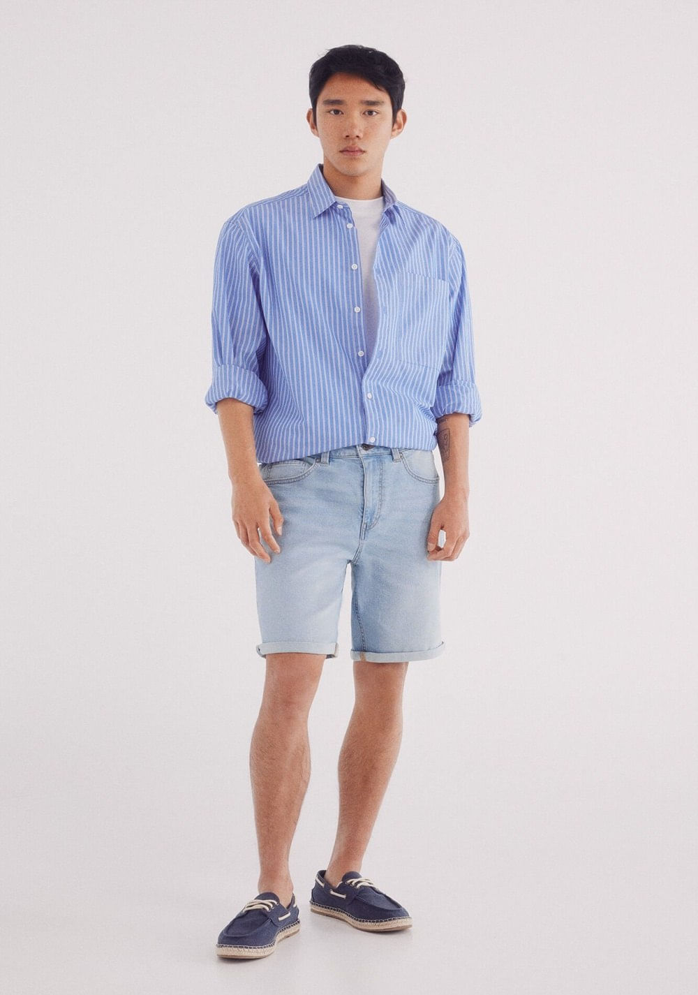Bermuda de Jean Clásica Efecto Lavado Claro Slim Fit Springfield 6