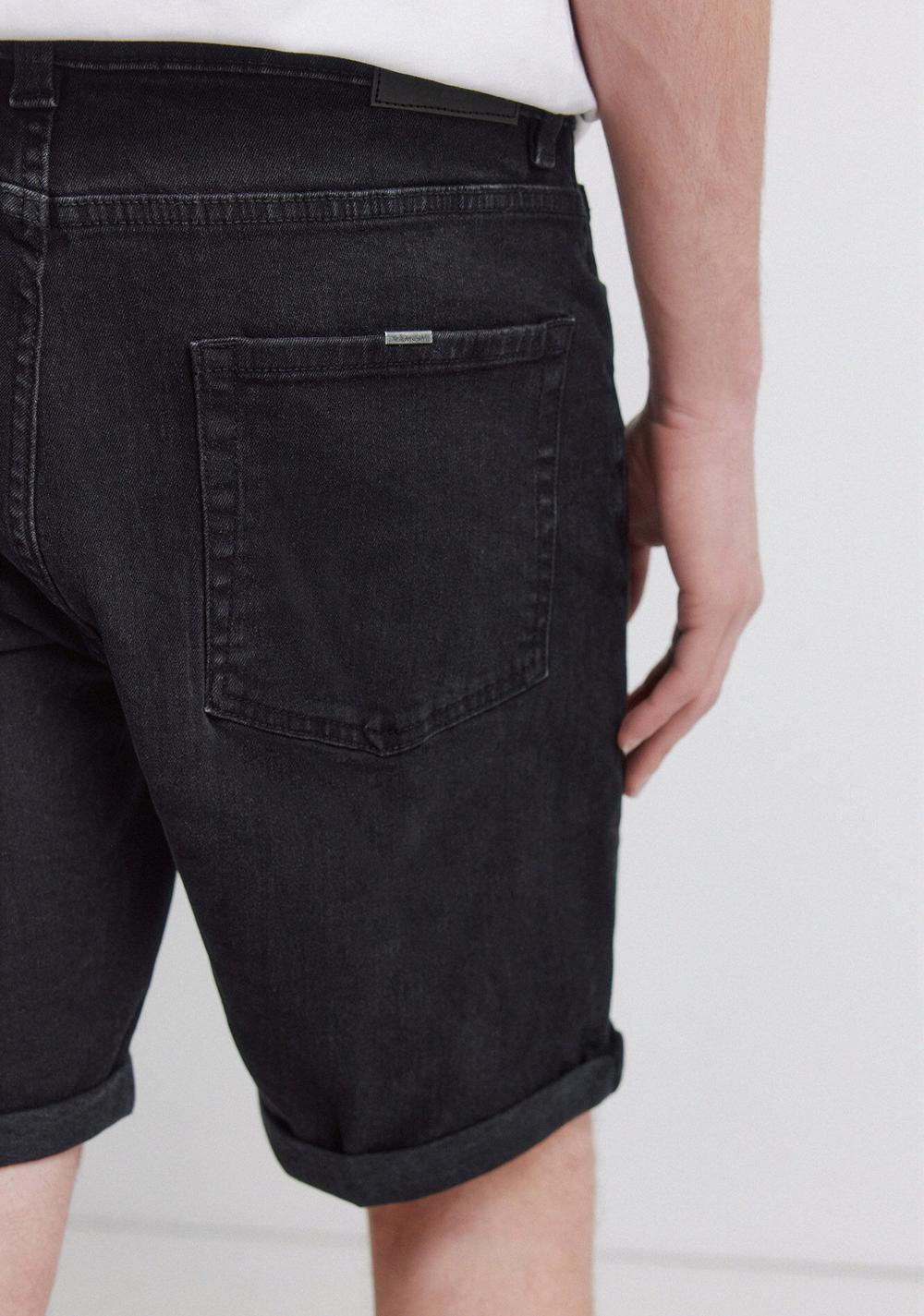 Bermuda de Mezclilla Clásica Slim Fit Springfield 5