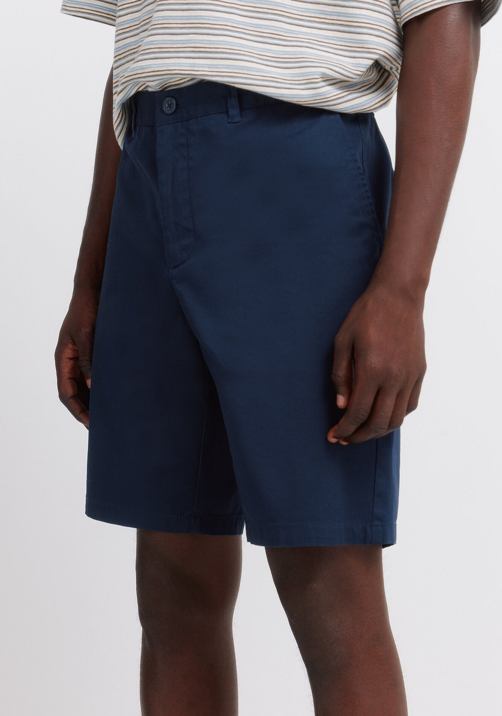 Bermudas Lisas de Corte Cómodo Springfield