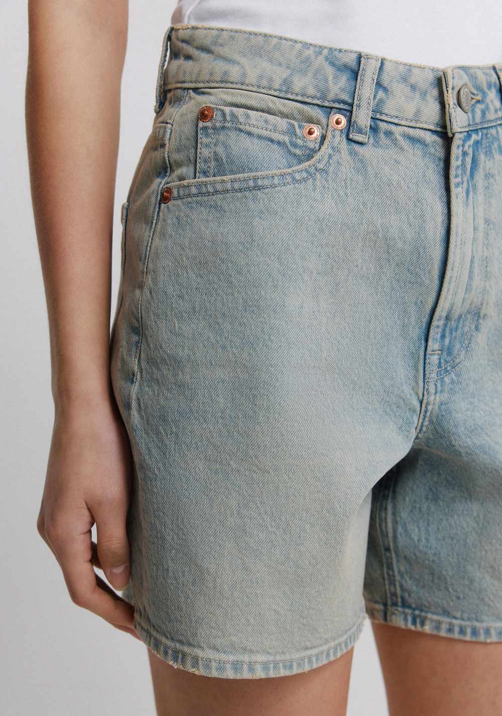 Bermudas de Mezclilla Springfield 2