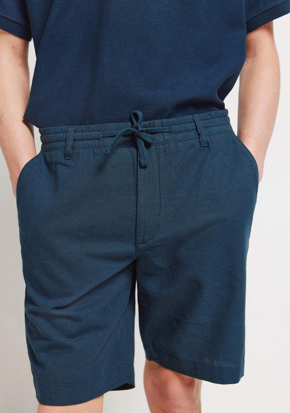 Bermudas Slim Fit Cómodas de Lino Springfield 2