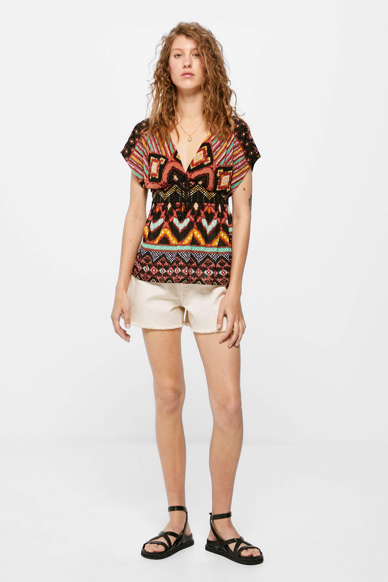 Blusa Estampado Étnico Springfield 4