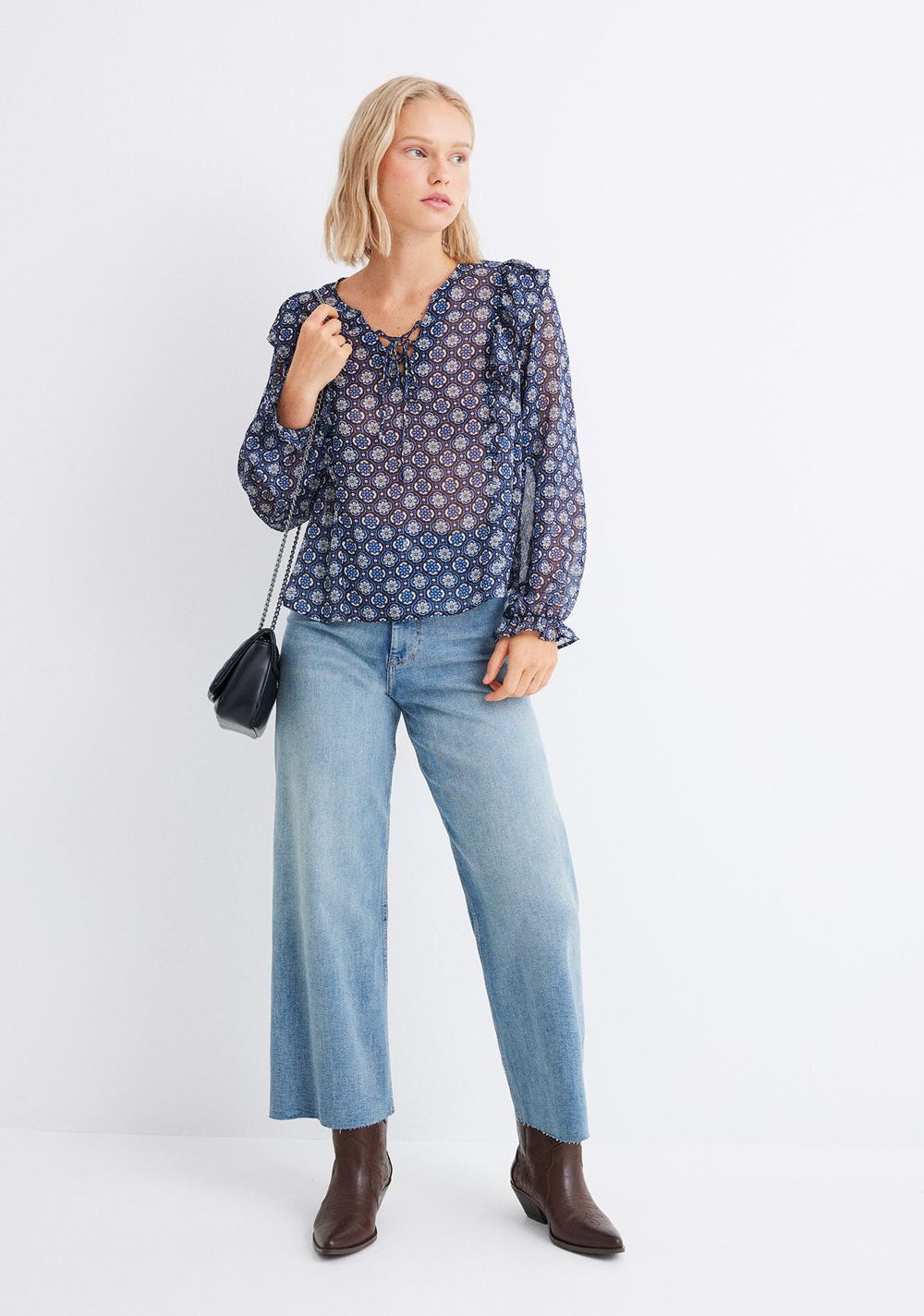 Blusa Gasa Volantes Estampada Springfield 2