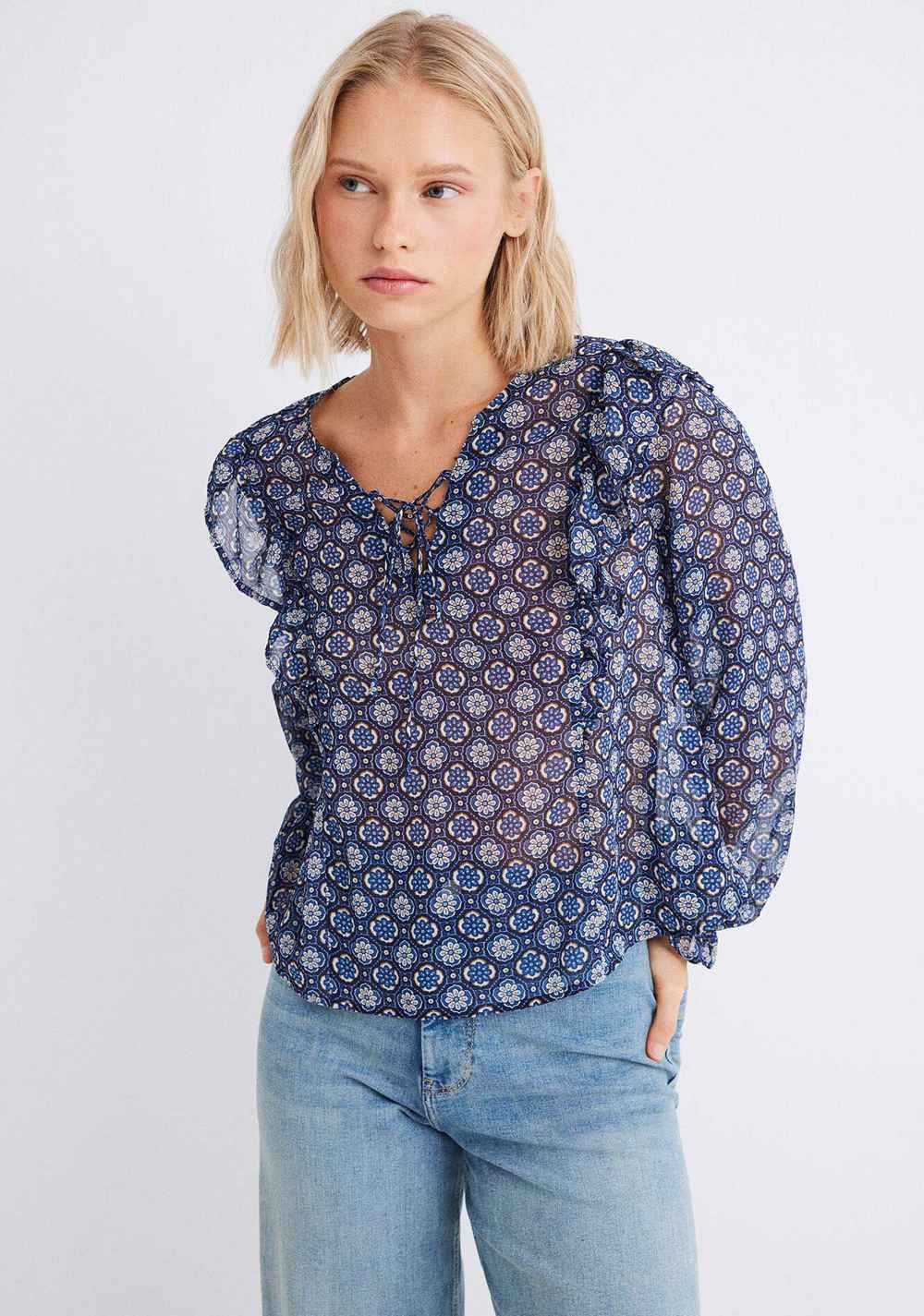 Blusa Gasa Volantes Estampada Springfield Imagen Principal