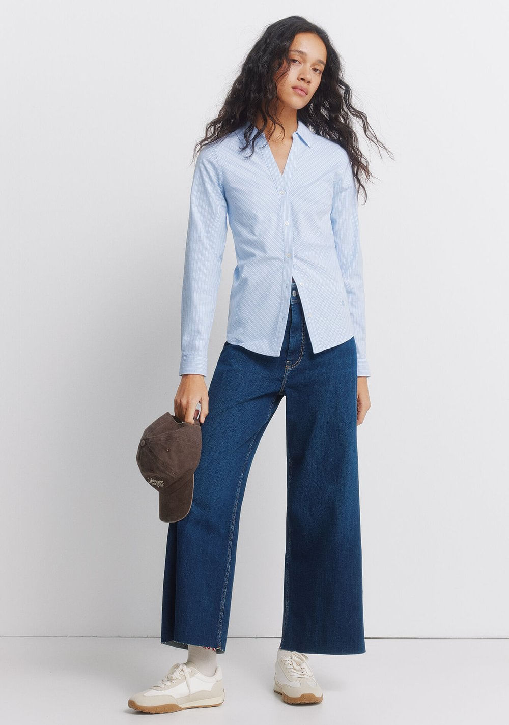 Camisa Oxford con Escote en Pico Springfield 6