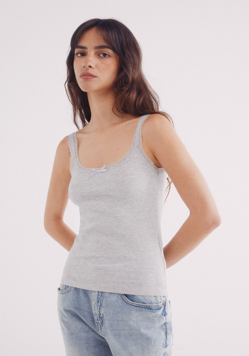 Camiseta Tirantes Puntilla Escote Springfield