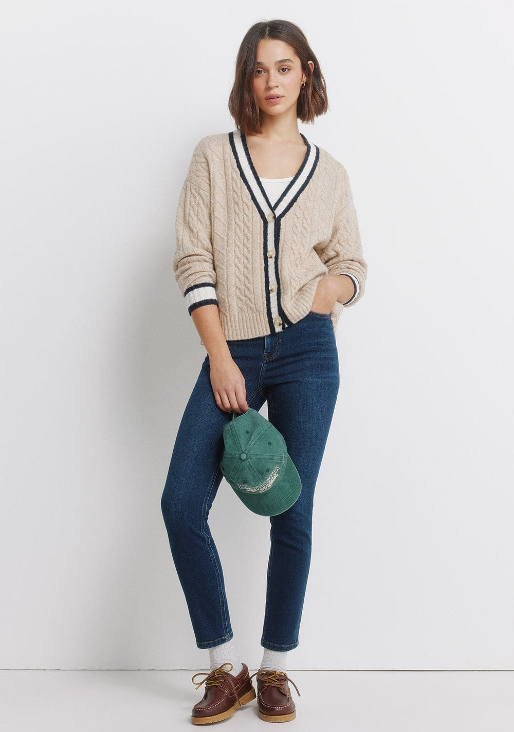 Jeans Ajustados y Recortados Springfield 6
