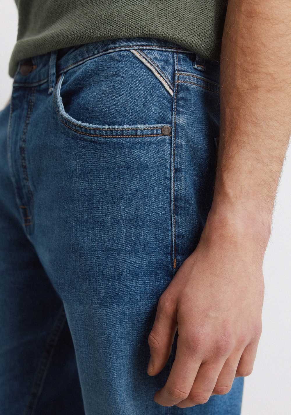 Jeans Efecto Lavado Medio Slim Fit Springfield 3