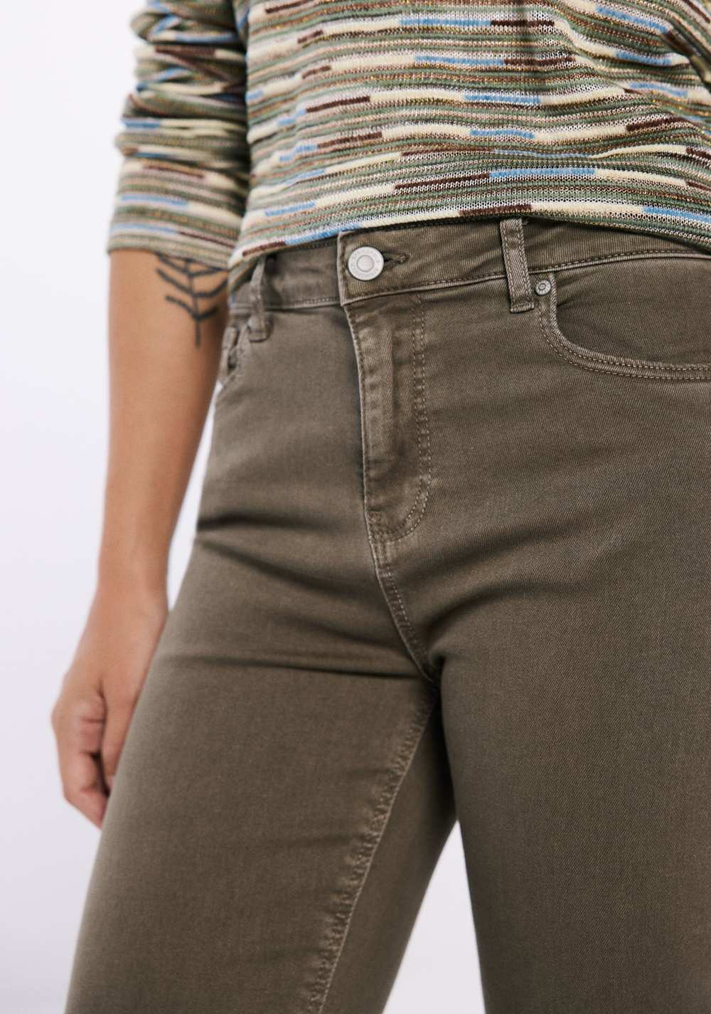 Jeans Kick Flare Color Springfield 3