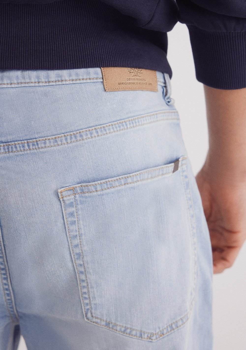 Jeans Ultraligero Slim Fit Springfield 3