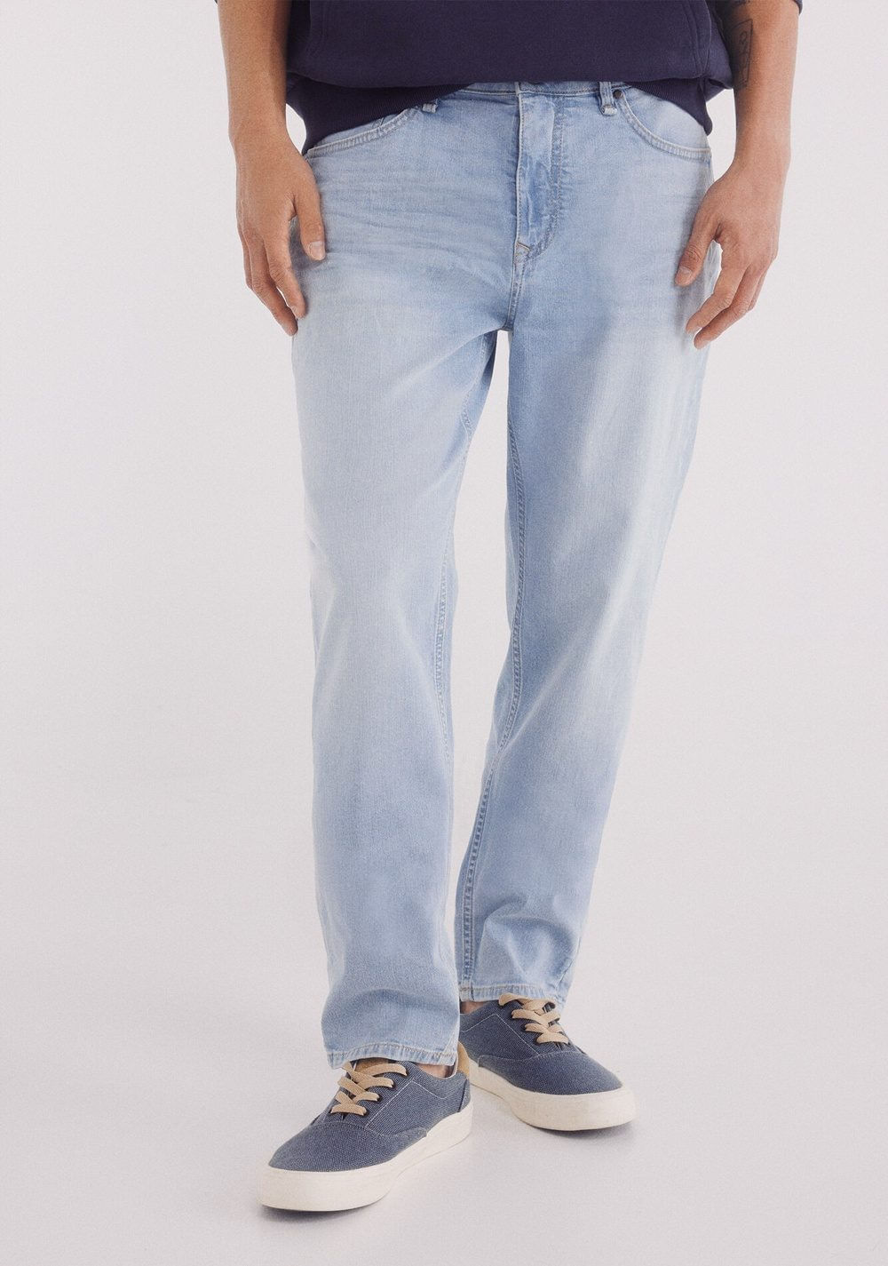 Jeans Ultraligero Slim Fit Springfield Imagen Principal