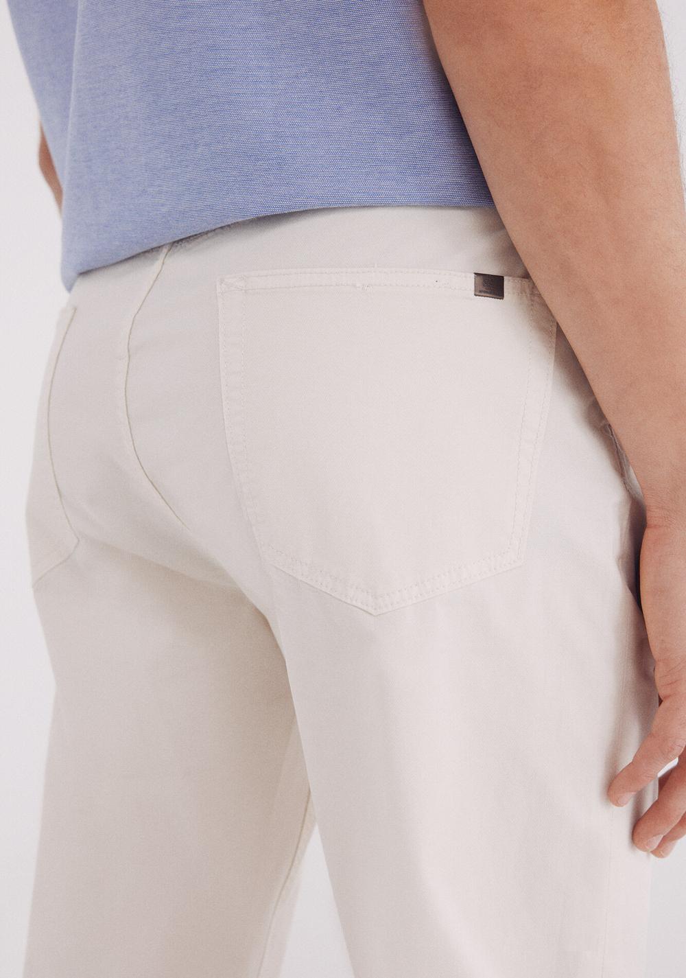 Pantalón 5 Bolsillos Ligero Efecto Lavado Slim Fit Springfield 3