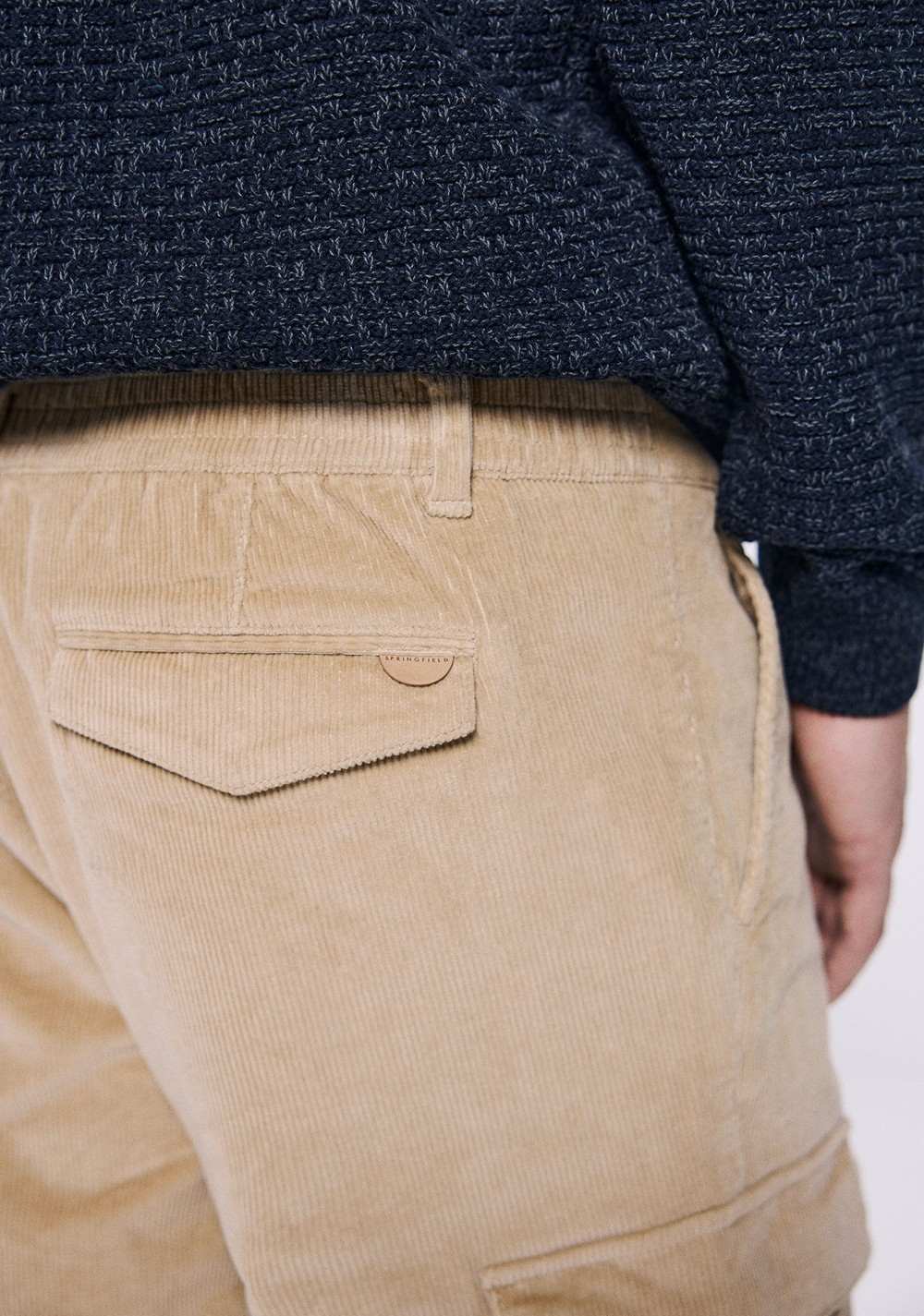 Pantalón Cargo Pana Slim Fit Springfield 4