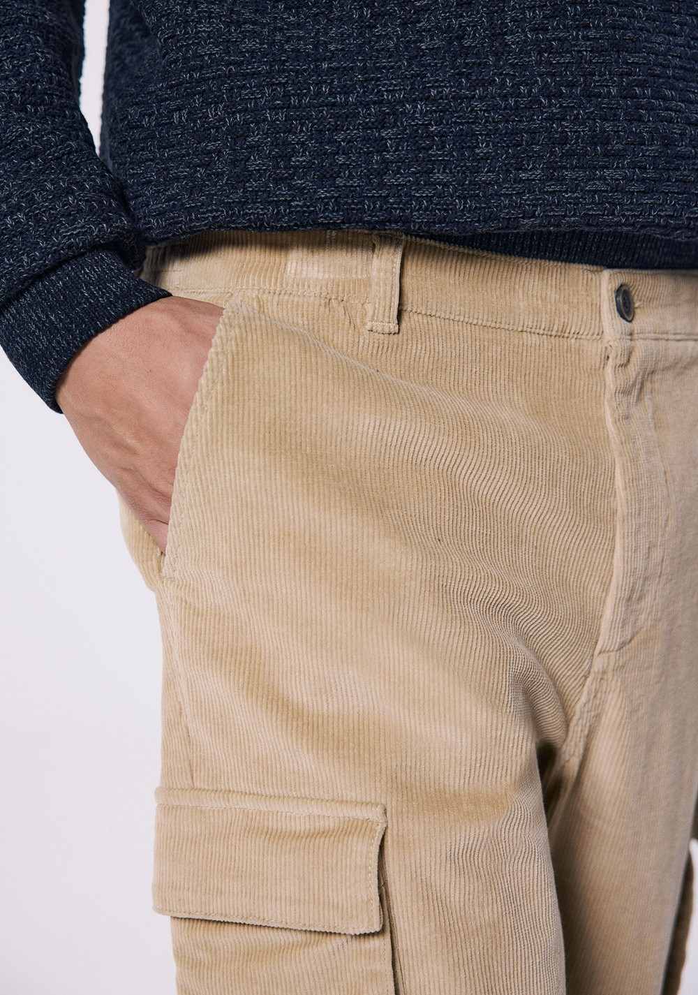Pantalón Cargo Pana Slim Fit Springfield 5