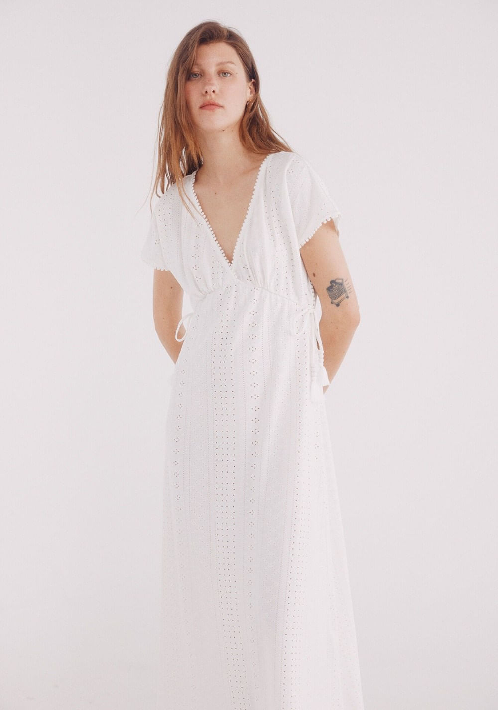 Vestido Midi Bordado Suizo Circular Springfield 2