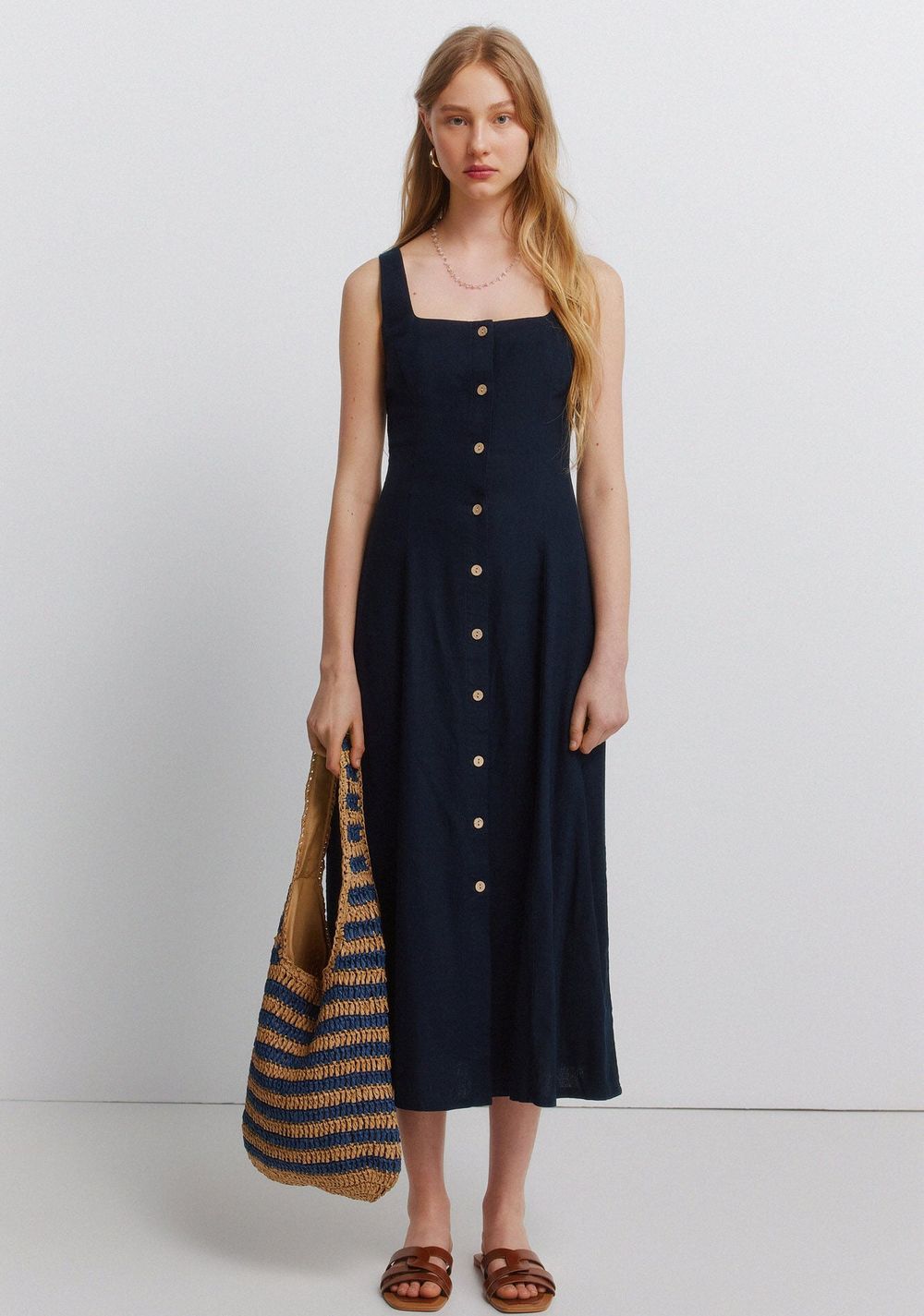Vestido Midi con Escote Cuadrado Springfield