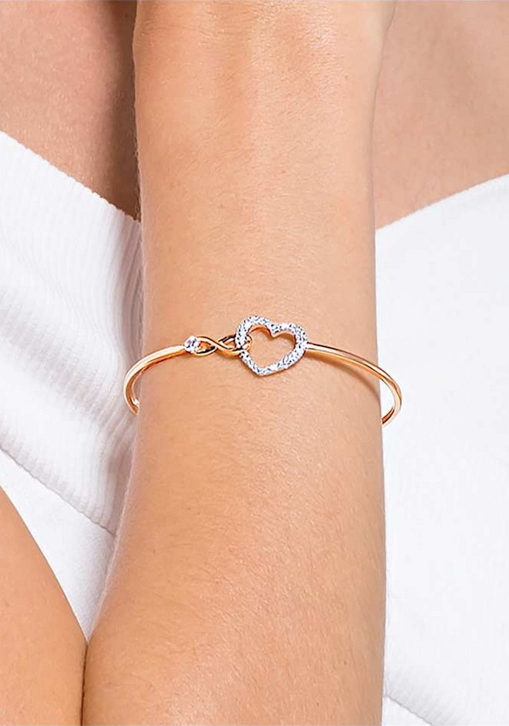 Brazalete Hyperbola Infinity y Corazón Swarovski 5