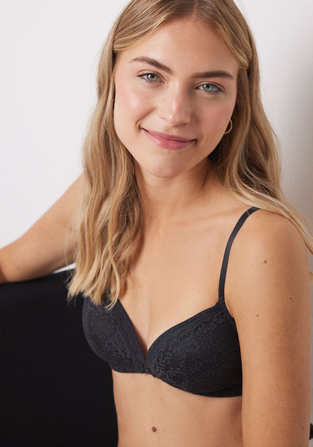 Brasier Triangular Relleno sin Aro Encaje Tul Plumeti Women Secret