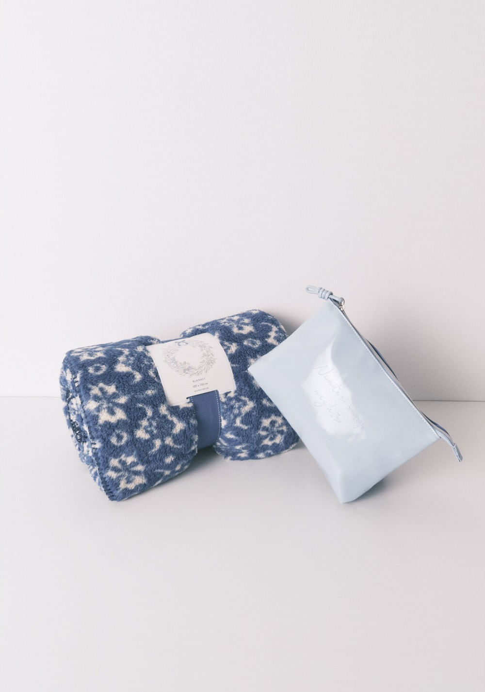 Manta de Forro Polar Sherpa con Estampado Floral Women Secret
