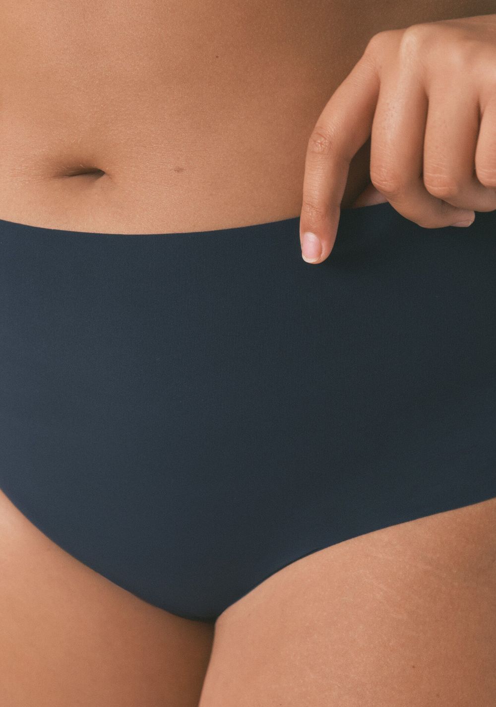 Panty Alta Microfibra Oscuro Women Secret