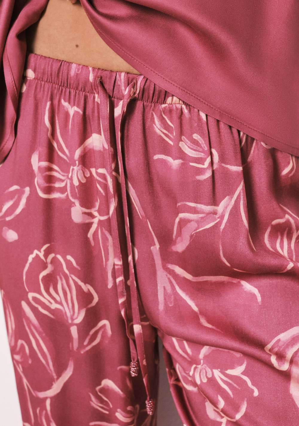 Pijama Larga de Manga Corta Satinada Women Secret