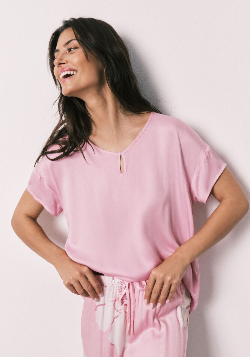 Pijama Larga de Manga Corta Satinada Women Secret